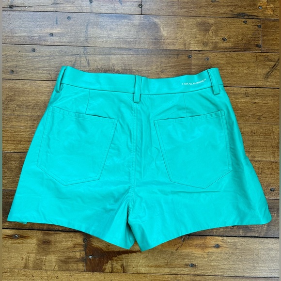 💥SALE New $168 💥 7 for all Mankind Tailored Slouch Short Sz 30 Vegan Leather - Picture 9 of 10